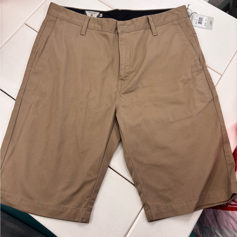 NWT Volcom Khaki Shorts